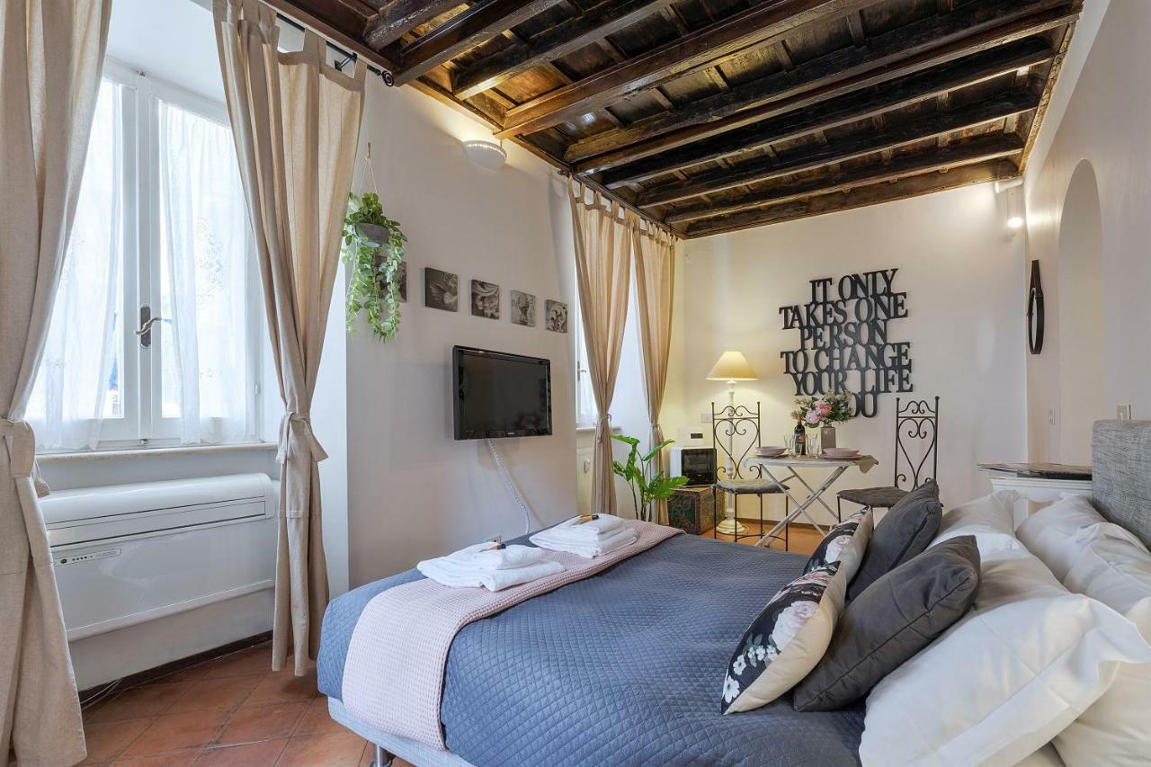 Rome As You Feel - Santo Stefano Apartment ภายนอก รูปภาพ