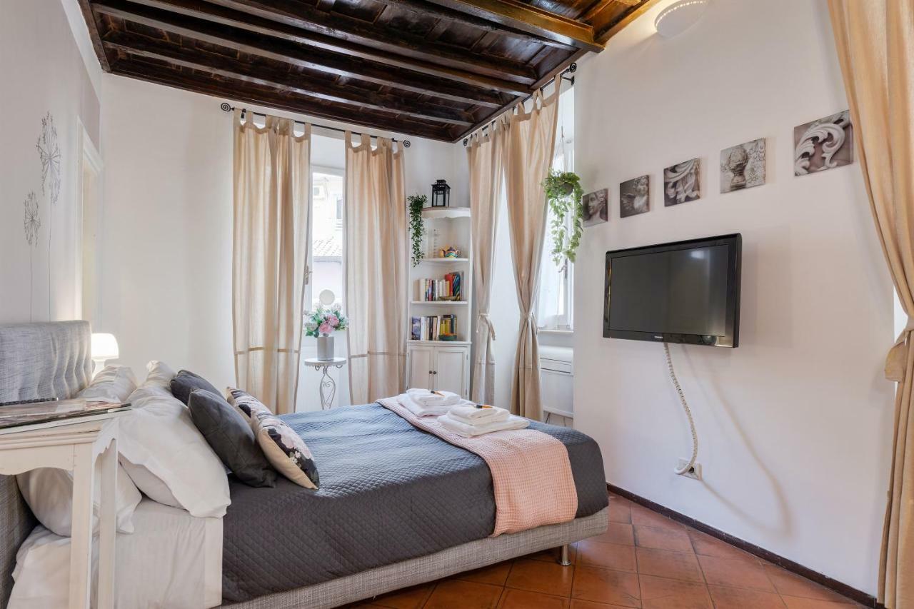 Rome As You Feel - Santo Stefano Apartment ภายนอก รูปภาพ