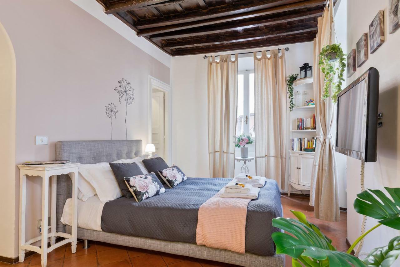 Rome As You Feel - Santo Stefano Apartment ภายนอก รูปภาพ